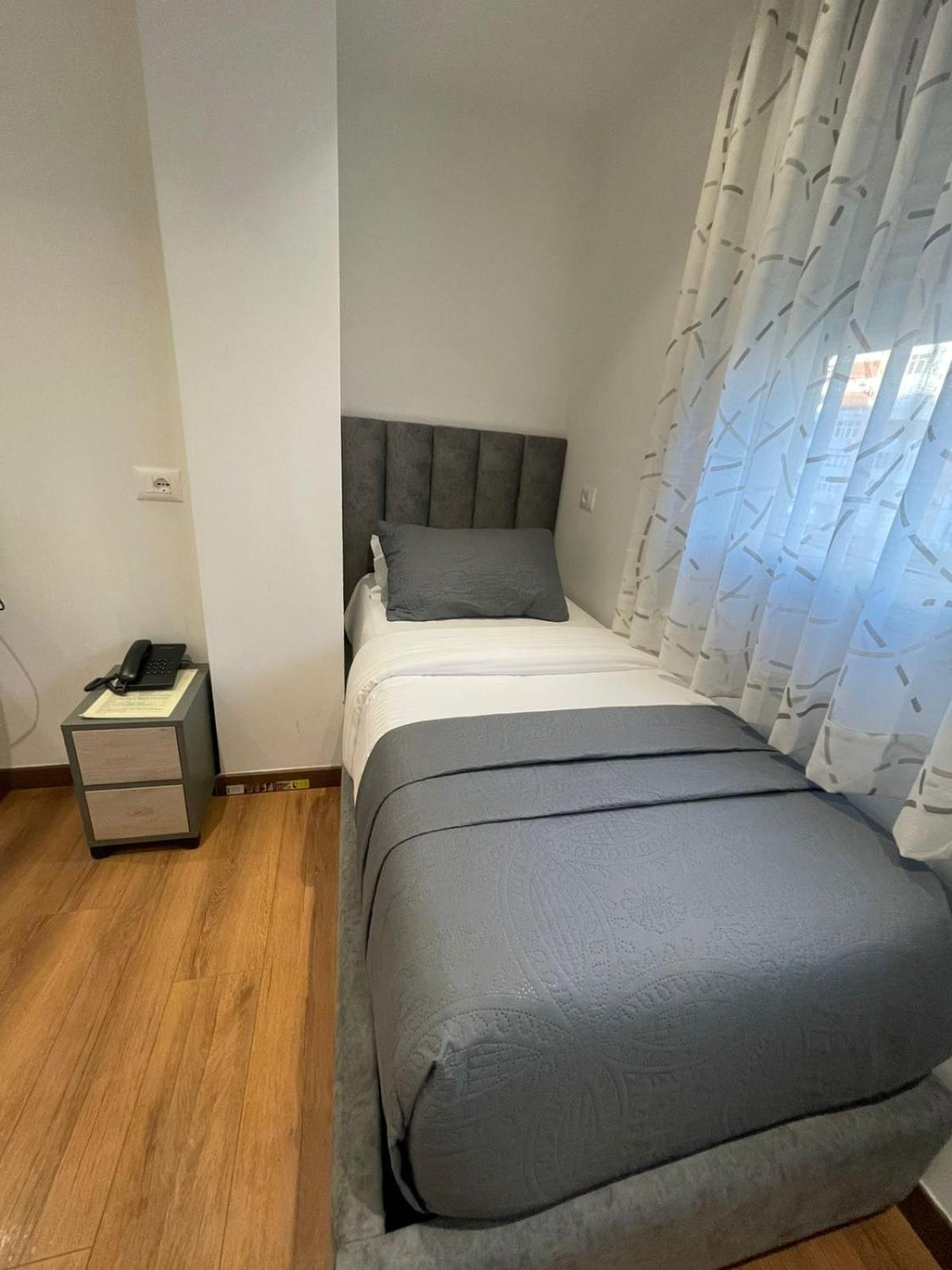 Peaky Hotel Durrës