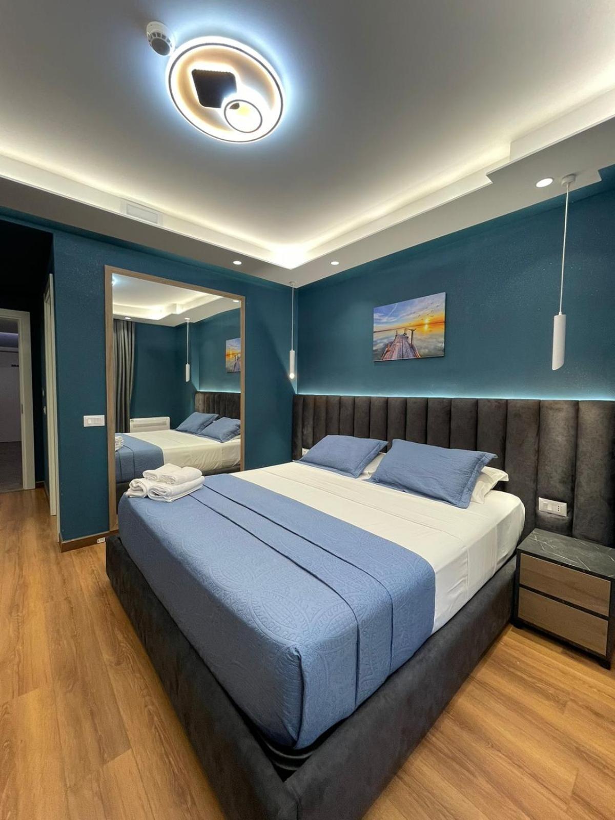 Hotel Peaky